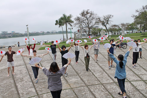 140307-DH-Ngoai-Ngu-Hue-(12